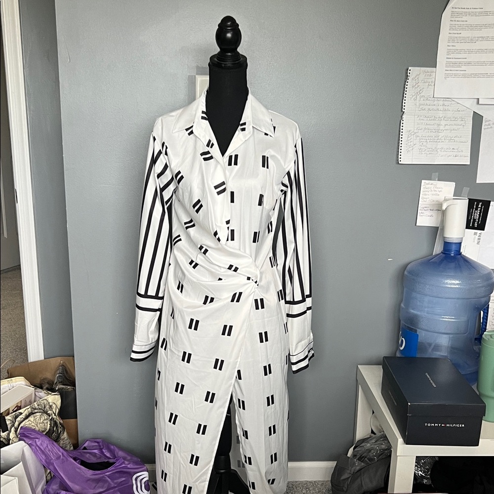 CBR Monochrome Striped Long Sleeve Dress
